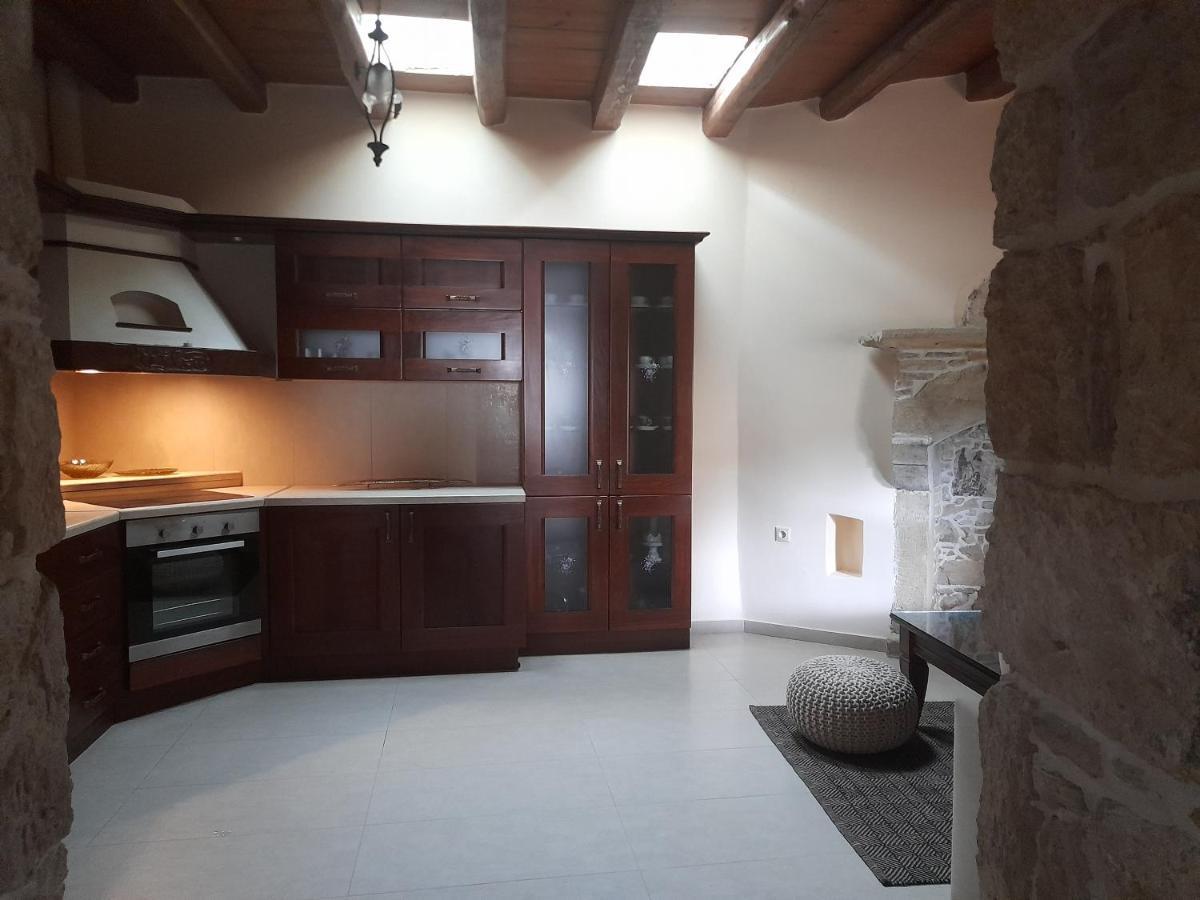 Villa Archontiko 卡米拉日 外观 照片
