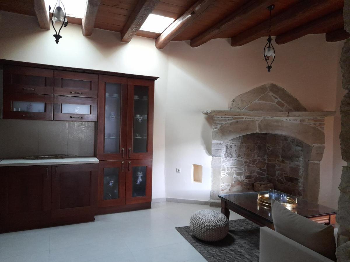 Villa Archontiko 卡米拉日 外观 照片